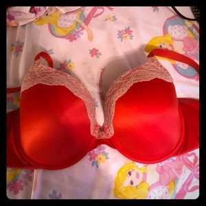 Red Victoria’s Secret Bra 38DD Perfect Coverage
